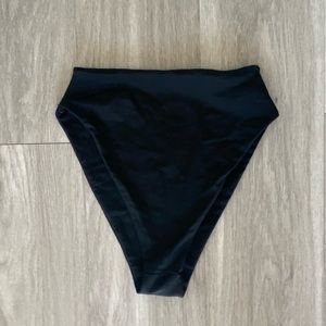 NWOT black bikini bottoms (size 2/S)